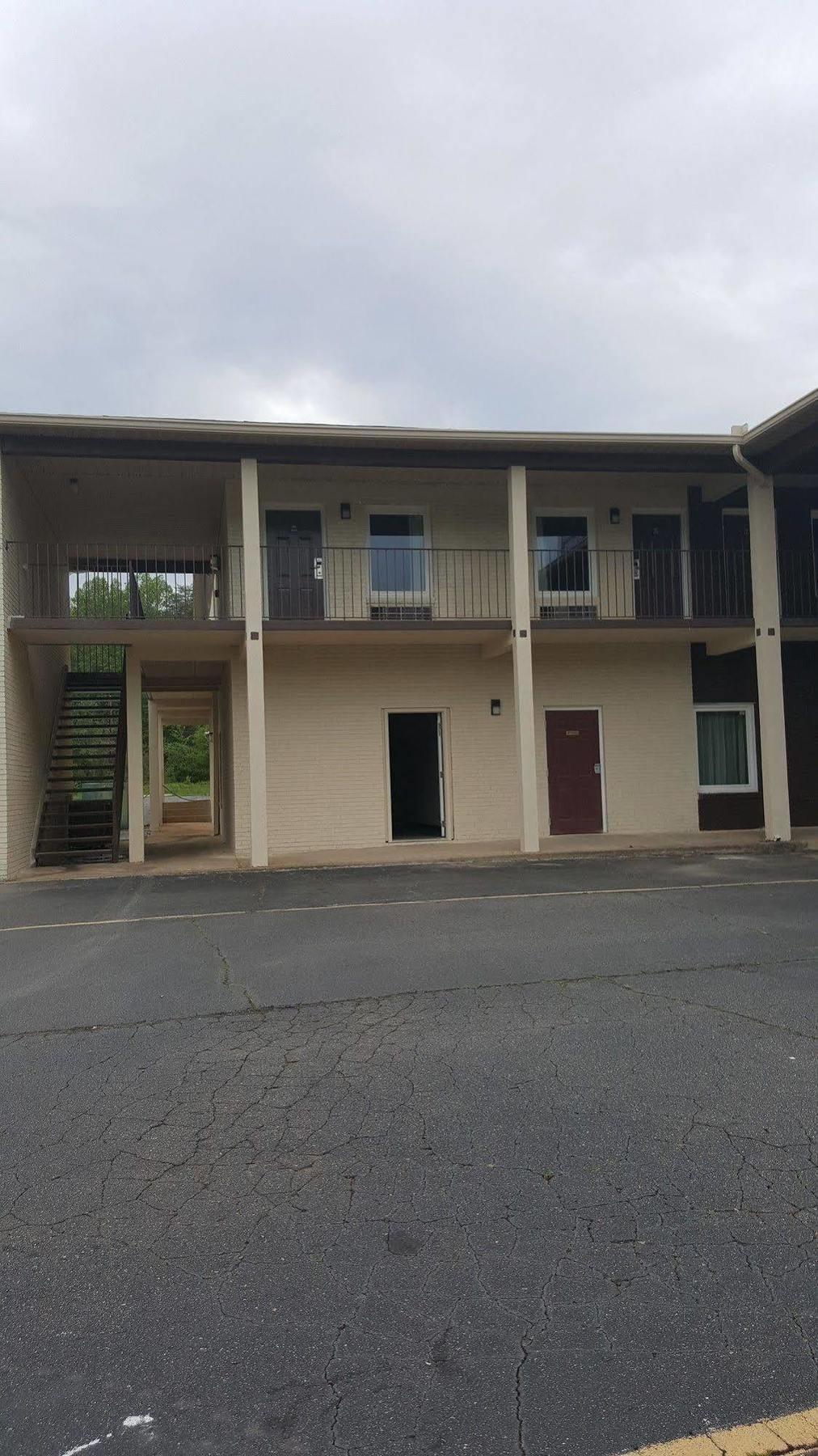 Econo Lodge Forest City Extérieur photo