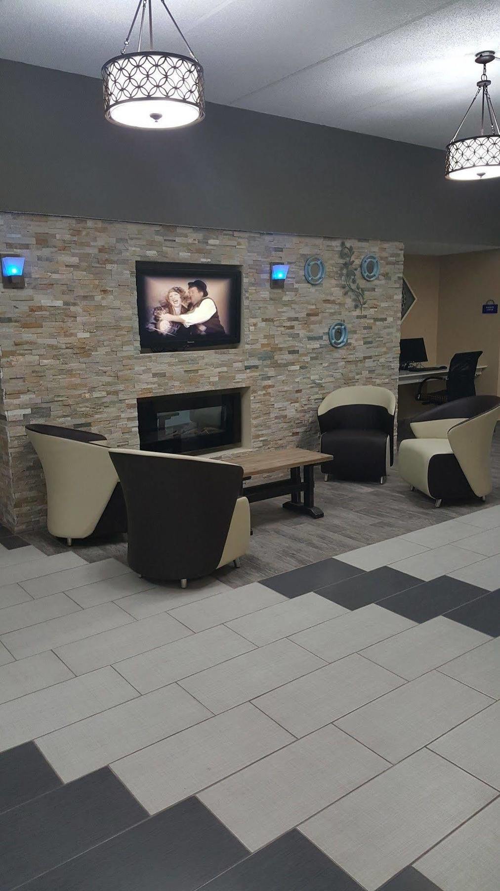 Econo Lodge Forest City Extérieur photo