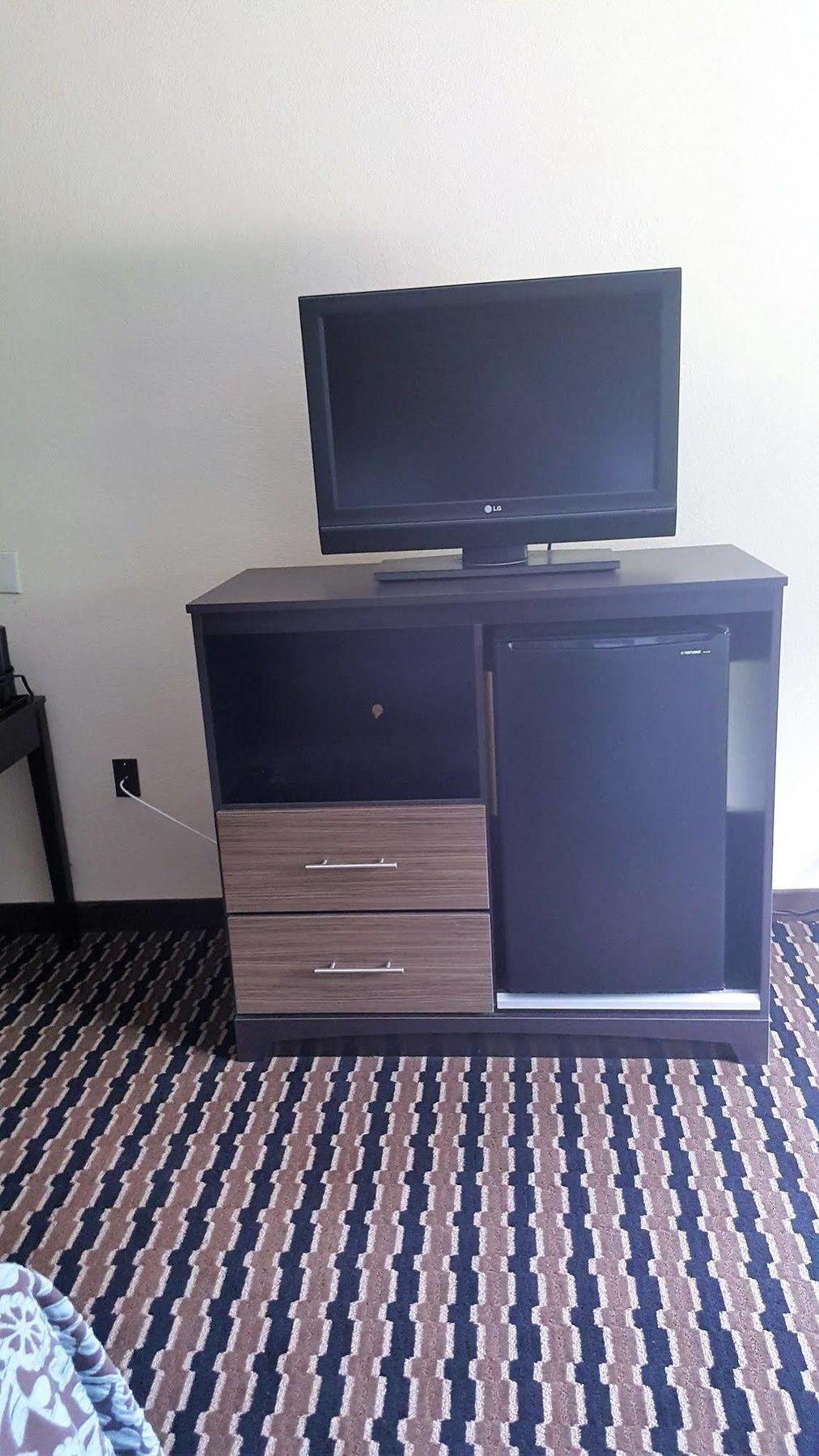 Econo Lodge Forest City Extérieur photo